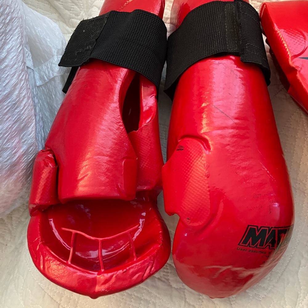 SPARRING GEAR ADULT KUMA Protective Series HEAD HANDS FEET SHIN INSTEP - Picture 6 of 16